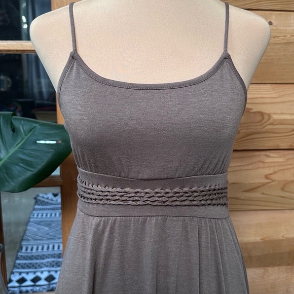 In Love With Derek Taupe High Low Knit Sundress Women’s Medium Sleeveless Casual - Picture 6 of 13